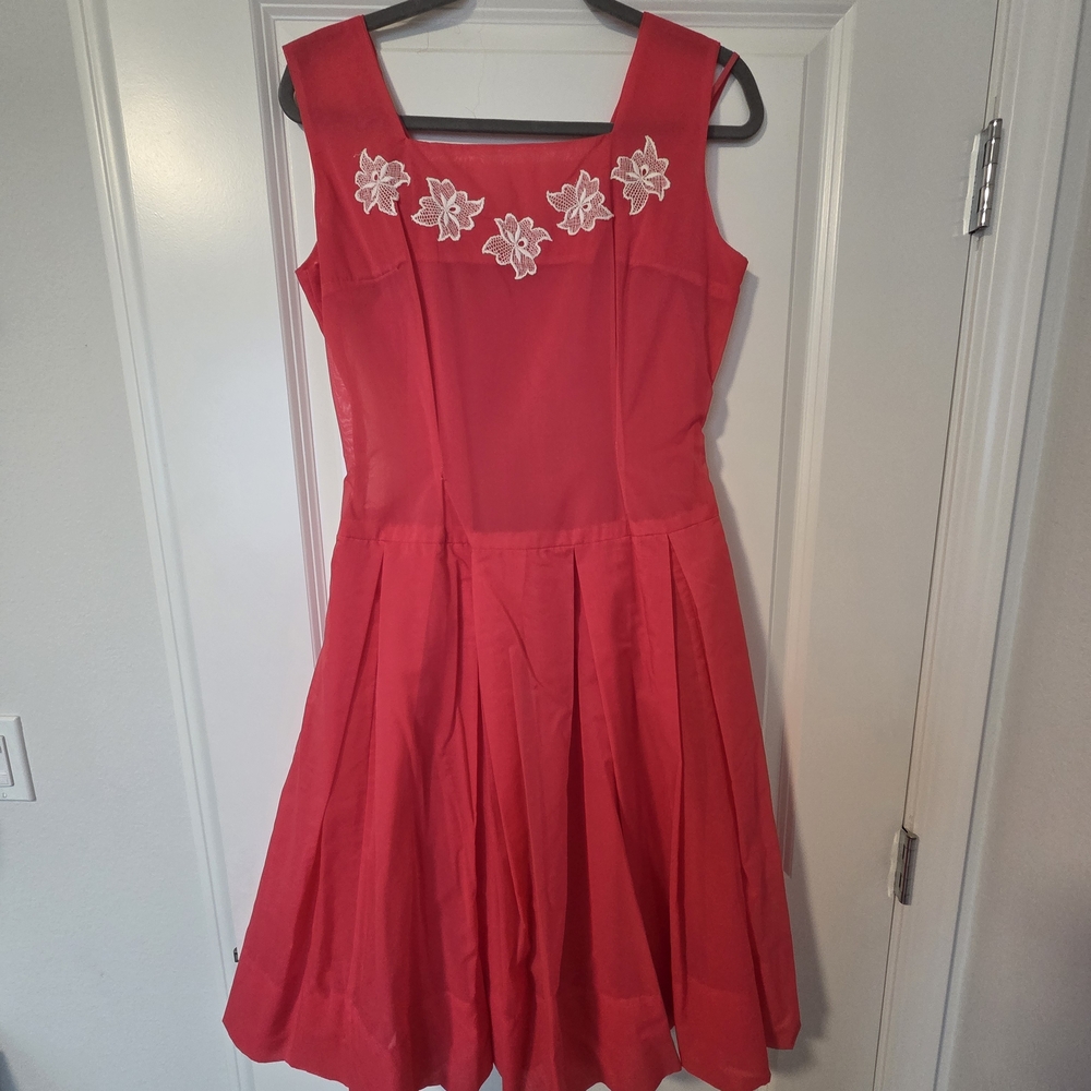 Elegant Hot Pink Vintage Dress with Floral Embroidery